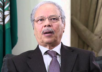 نائب الأمين العام للجامعة العربية السفير أحمد بن حلي